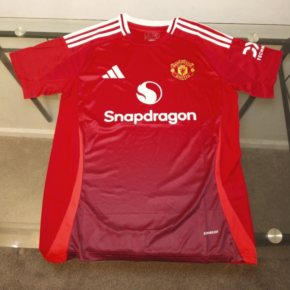 Manchester United Jersey.
